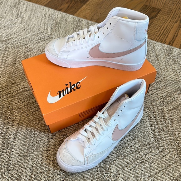 Nike Shoes Nike Womens Blazer Mid 77 Vintage White Pink Oxford Cz55